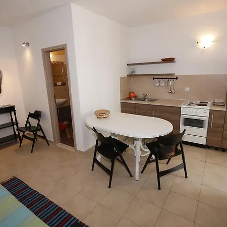 Сasa de vacaciones Minimalistic Oasis By The Sea In Stanici *
