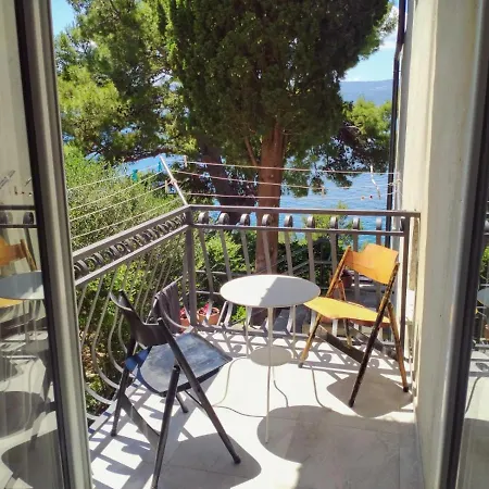 Minimalistic Oasis By The Sea In Stanici Ferienhaus Čelina